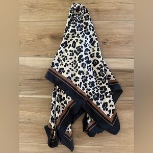 H&M Leopard Satin Scarf